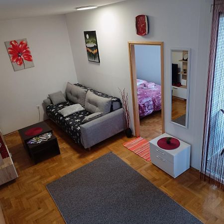 Apartman Ante Gospić Eksteriør billede