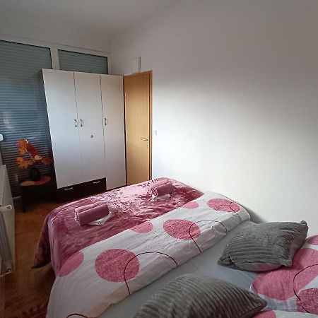 Apartman Ante Gospić Eksteriør billede