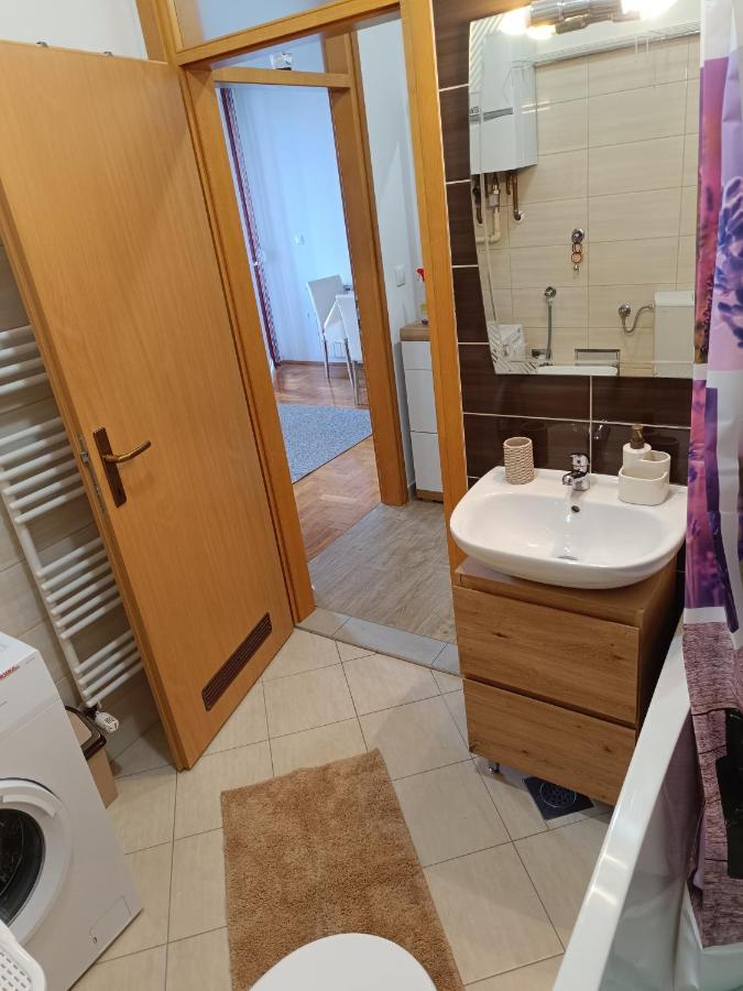 Apartman Ante Gospić Eksteriør billede
