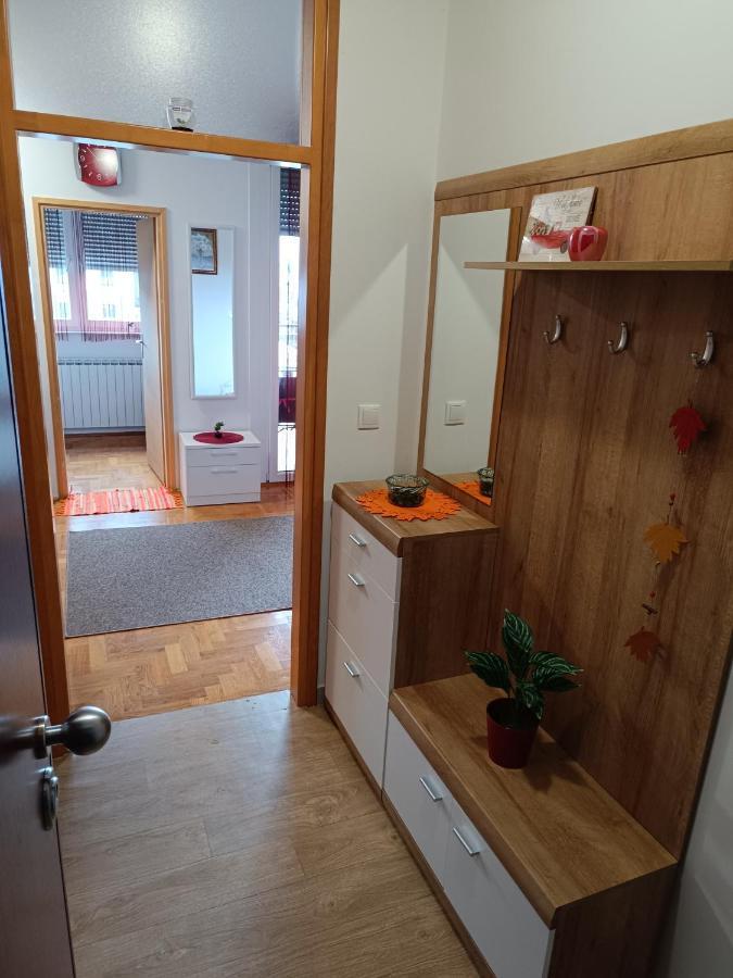 Apartman Ante Gospić Eksteriør billede