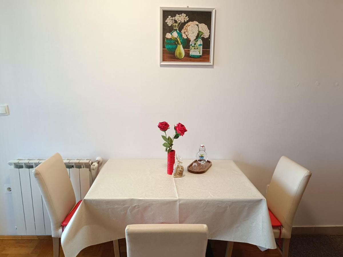 Apartman Ante Gospić Eksteriør billede